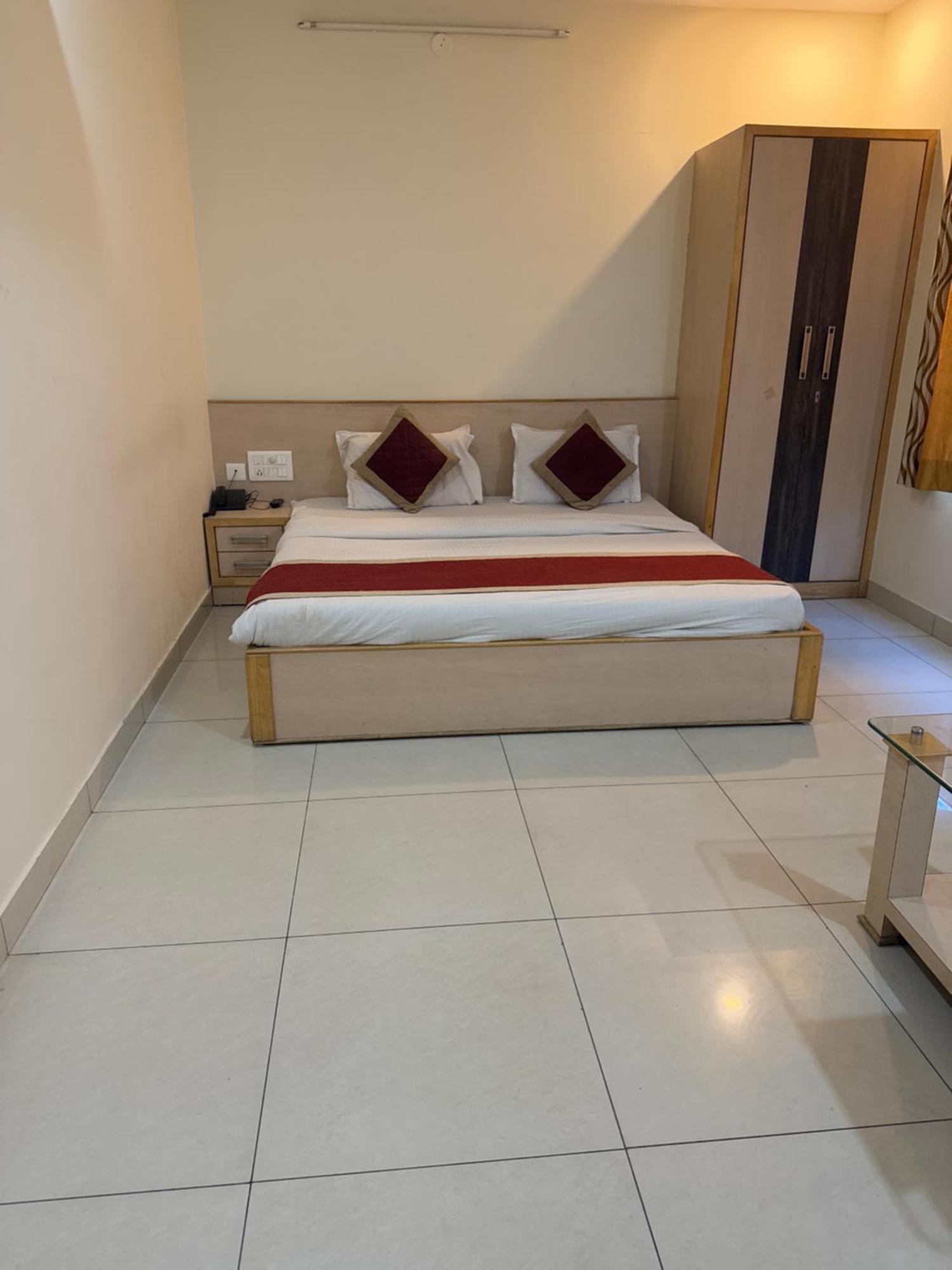 Desert Raaga Hotel 3*